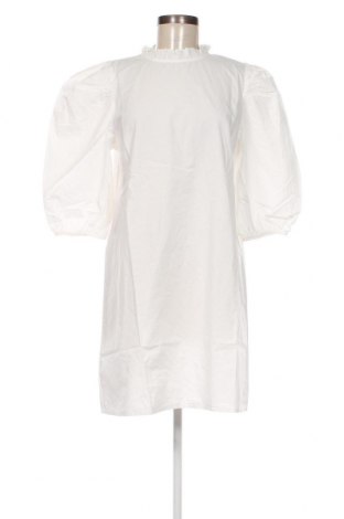 Kleid VILA, Größe L, Farbe Weiß, Preis € 31,96
