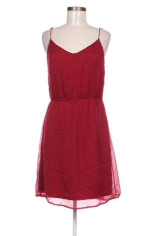 Šaty  Vero Moda, Velikost M, Barva Červená, Cena  395,00 Kč