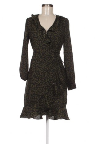 Kleid Vero Moda, Größe S, Farbe Mehrfarbig, Preis 43,14 €