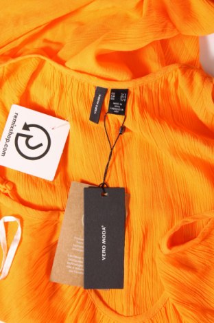 Рокля Vero Moda, Размер S, Цвят Оранжев, Цена 16,74 лв.