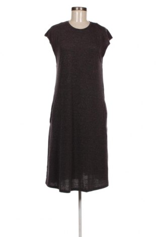Kleid Vero Moda, Größe S, Farbe Grau, Preis 21,83 €