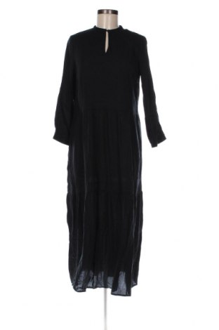 Kleid Y.A.S, Größe S, Farbe Schwarz, Preis € 57,83