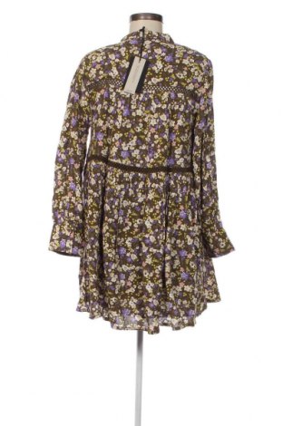 Kleid Y.A.S, Größe L, Farbe Mehrfarbig, Preis 26,99 €