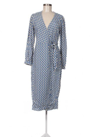 Kleid Y.A.S, Größe M, Farbe Mehrfarbig, Preis 81,93 €