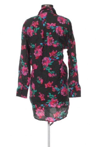 Kleid Y.A.S, Größe M, Farbe Mehrfarbig, Preis 57,06 €