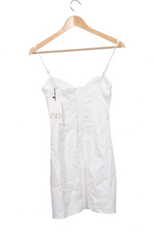 Φόρεμα Zara, Μέγεθος XS, Χρώμα Λευκό, Τιμή 38,35 €