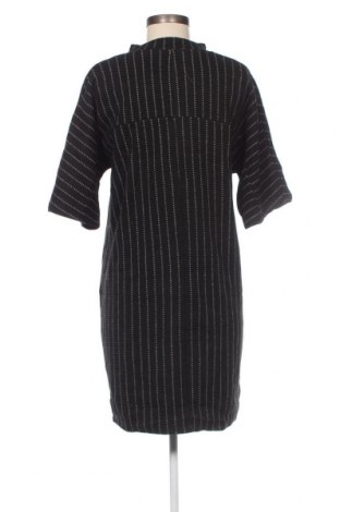 Kleid Zara, Größe M, Farbe Schwarz, Preis 10,71 €