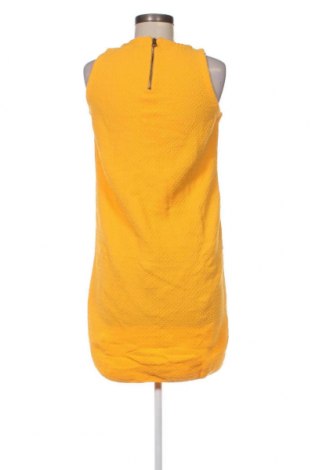 Рокля Zara Knitwear, Размер M, Цвят Жълт, Цена 24,00 лв.