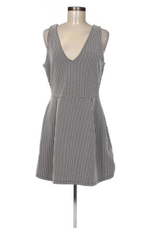 Kleid Zara Trafaluc, Größe L, Farbe Mehrfarbig, Preis 13,36 €