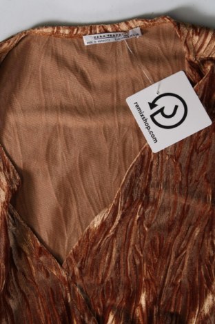 Kleid Zara Trafaluc, Größe M, Farbe Beige, Preis € 15,90