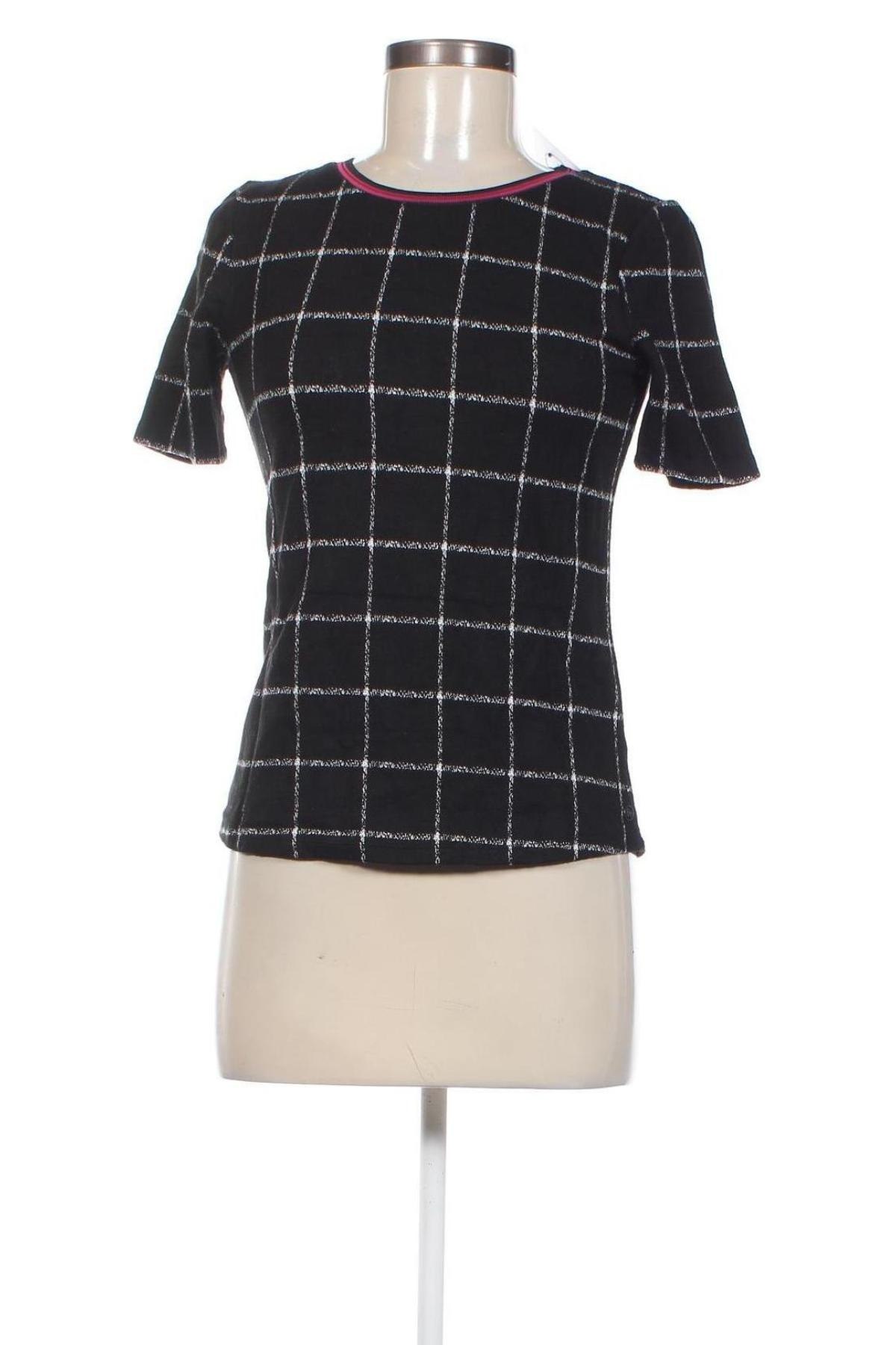 Γυναικεία μπλούζα Distrikt Norrebro, Μέγεθος XS, Χρώμα Μαύρο, Τιμή 3,58 €
