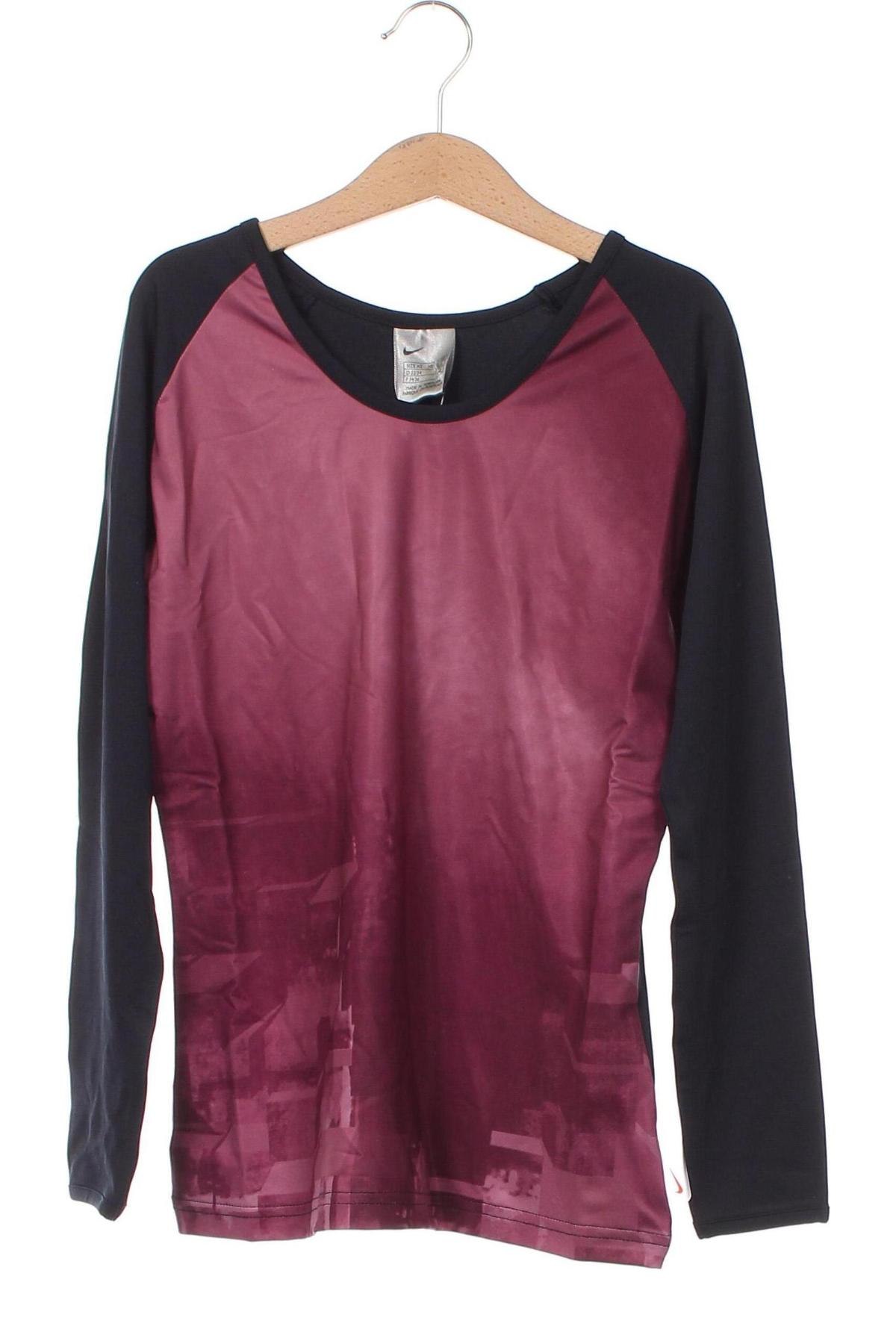 Damen Shirt Nike, Größe XS, Farbe Mehrfarbig, Preis 39,69 €