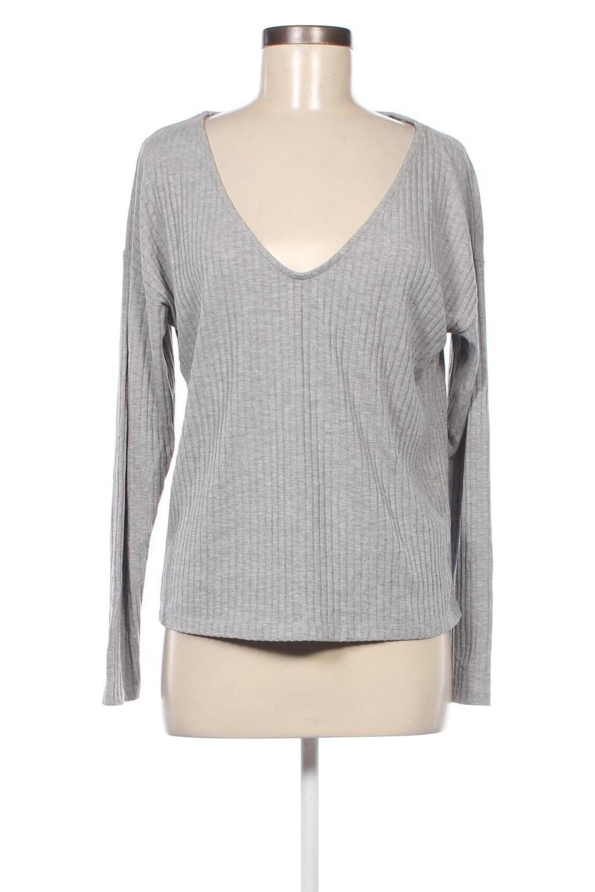 Damen Shirt Nly Trend, Größe S, Farbe Grau, Preis € 2,49