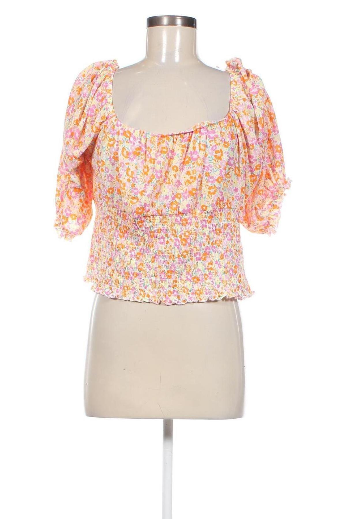 Дамска блуза ONLY, Размер 3XL, Цвят Многоцветен, Цена 22,54 лв.