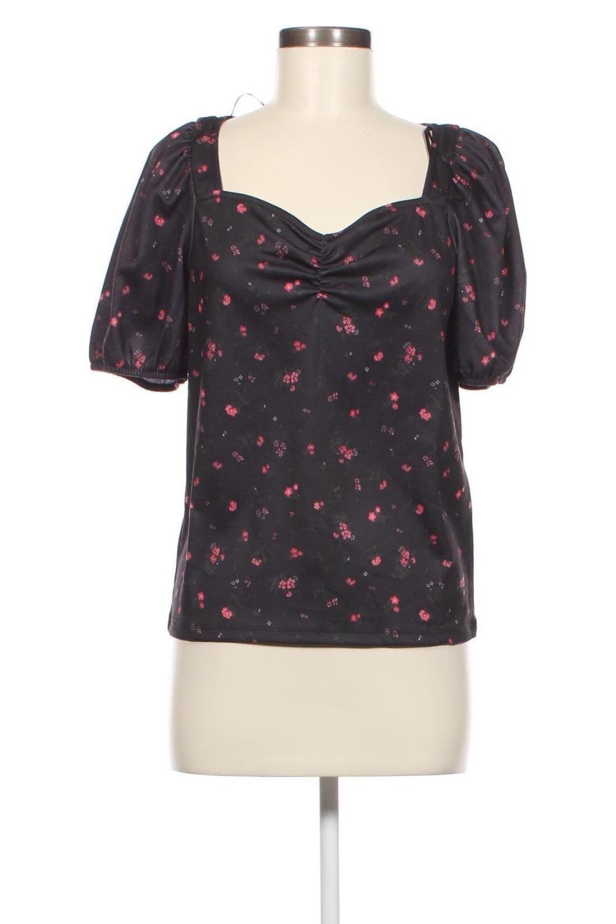 Γυναικεία μπλούζα ONLY, Μέγεθος L, Χρώμα Μαύρο, Τιμή 5,45 €
