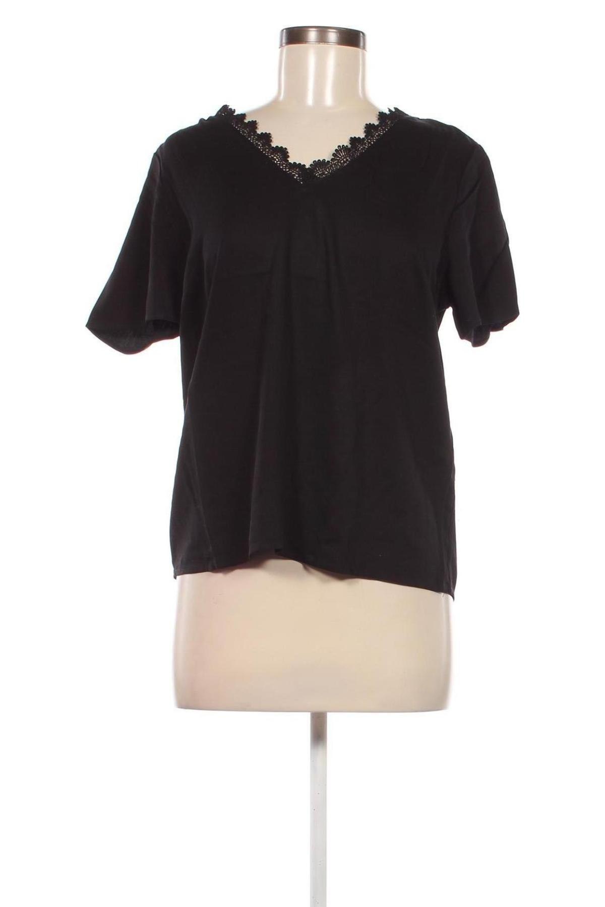 Дамска блуза VILA, Размер M, Цвят Черен, Цена 12,88 лв.
