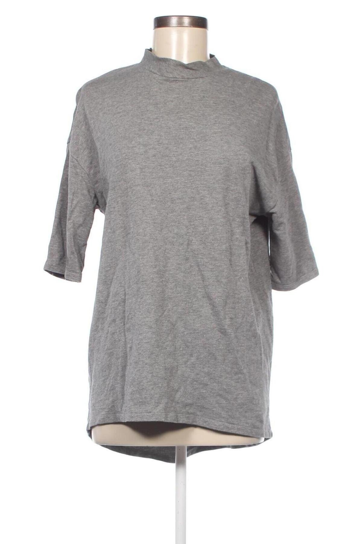 Дамска блуза Zara Trafaluc, Размер S, Цвят Сив, Цена 10,56 лв.
