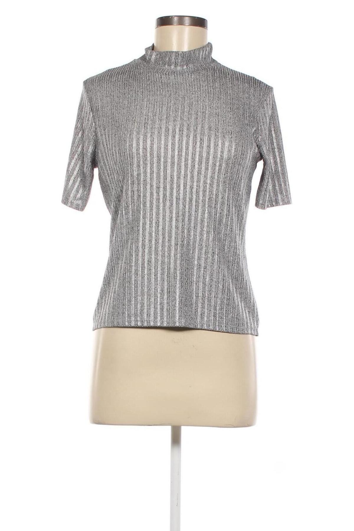 Дамска блуза Zara Trafaluc, Размер M, Цвят Сив, Цена 31,59 лв.