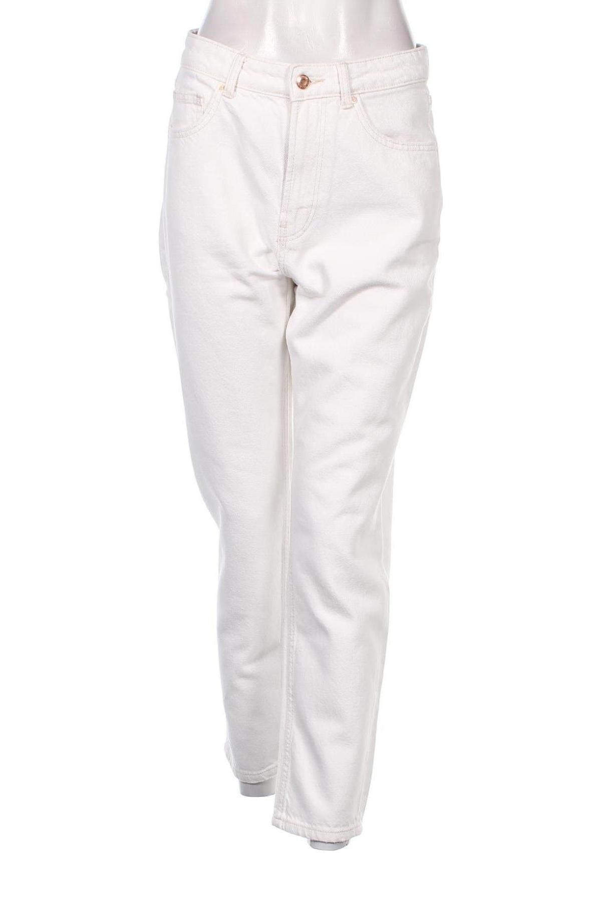 Damen Jeans Bershka, Größe M, Farbe Weiß, Preis 14,83 €