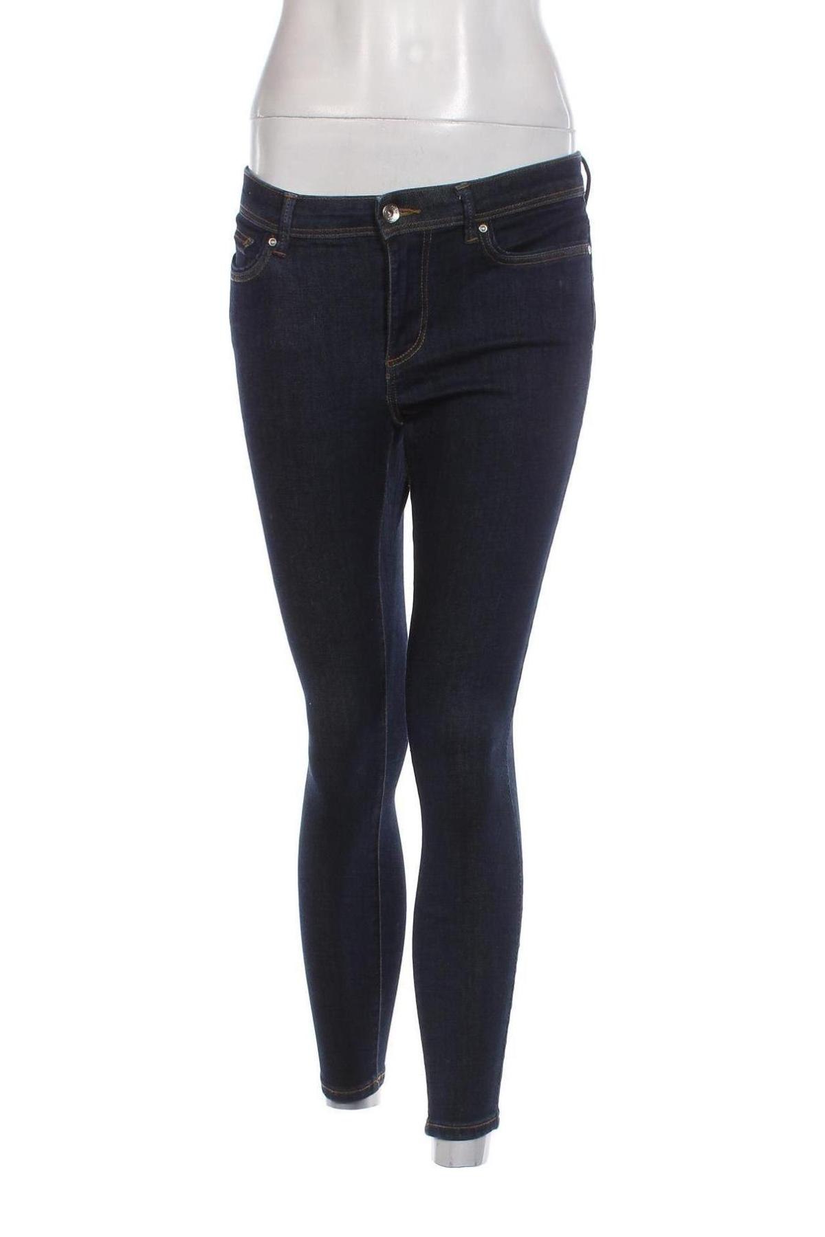 Dámske džínsy  ONLY, Veľkosť M, Farba Modrá, Cena  19,28 €
