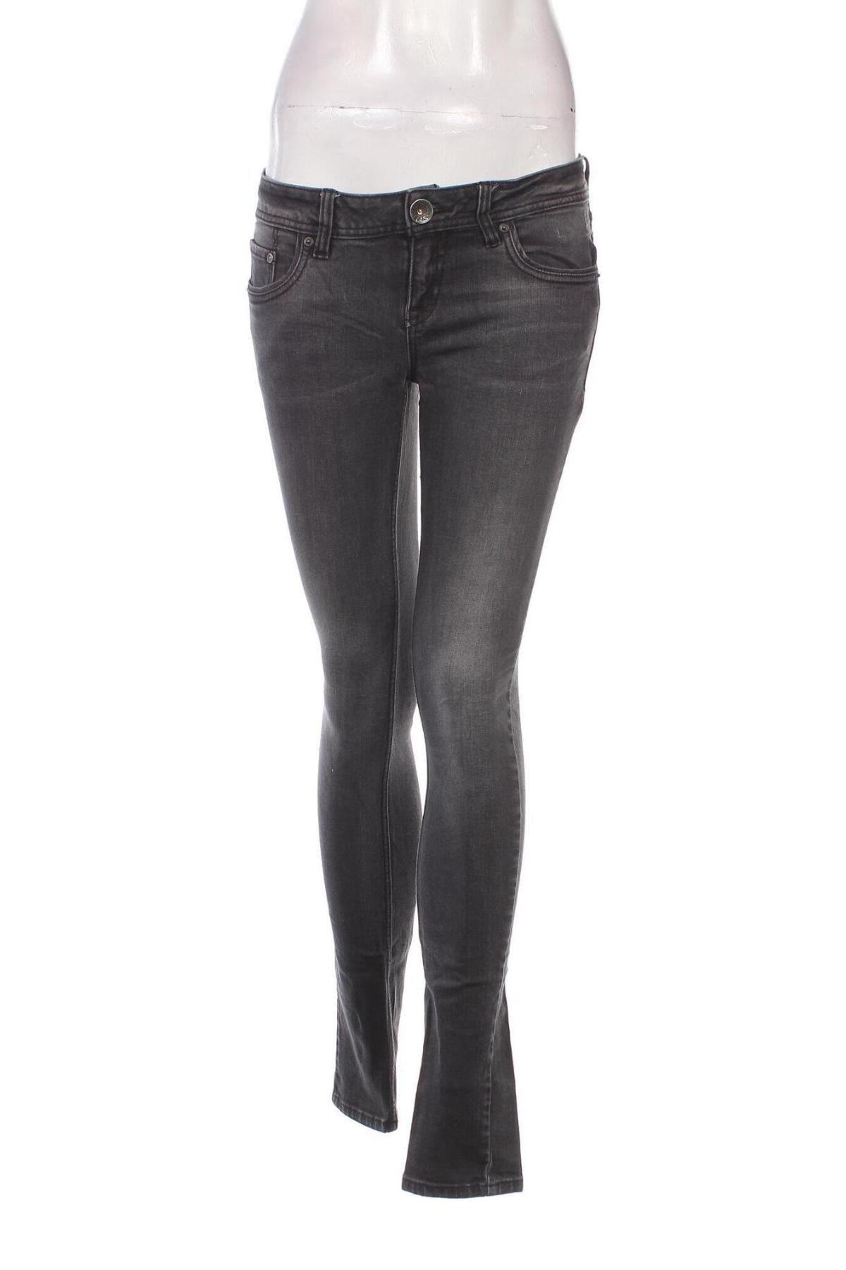 Damen Jeans Q/S by S.Oliver, Größe S, Farbe Grau, Preis 4,28 €