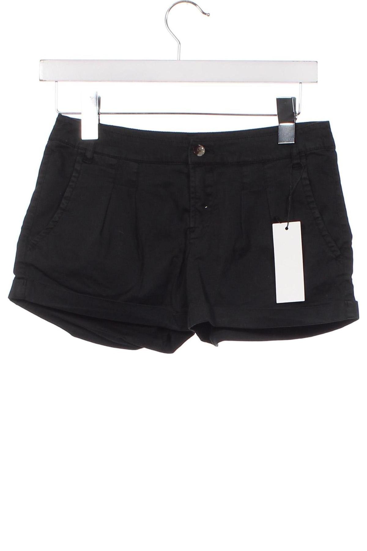 Дамски къс панталон Ajc, Размер XS, Цвят Черен, Цена 13,33 лв.