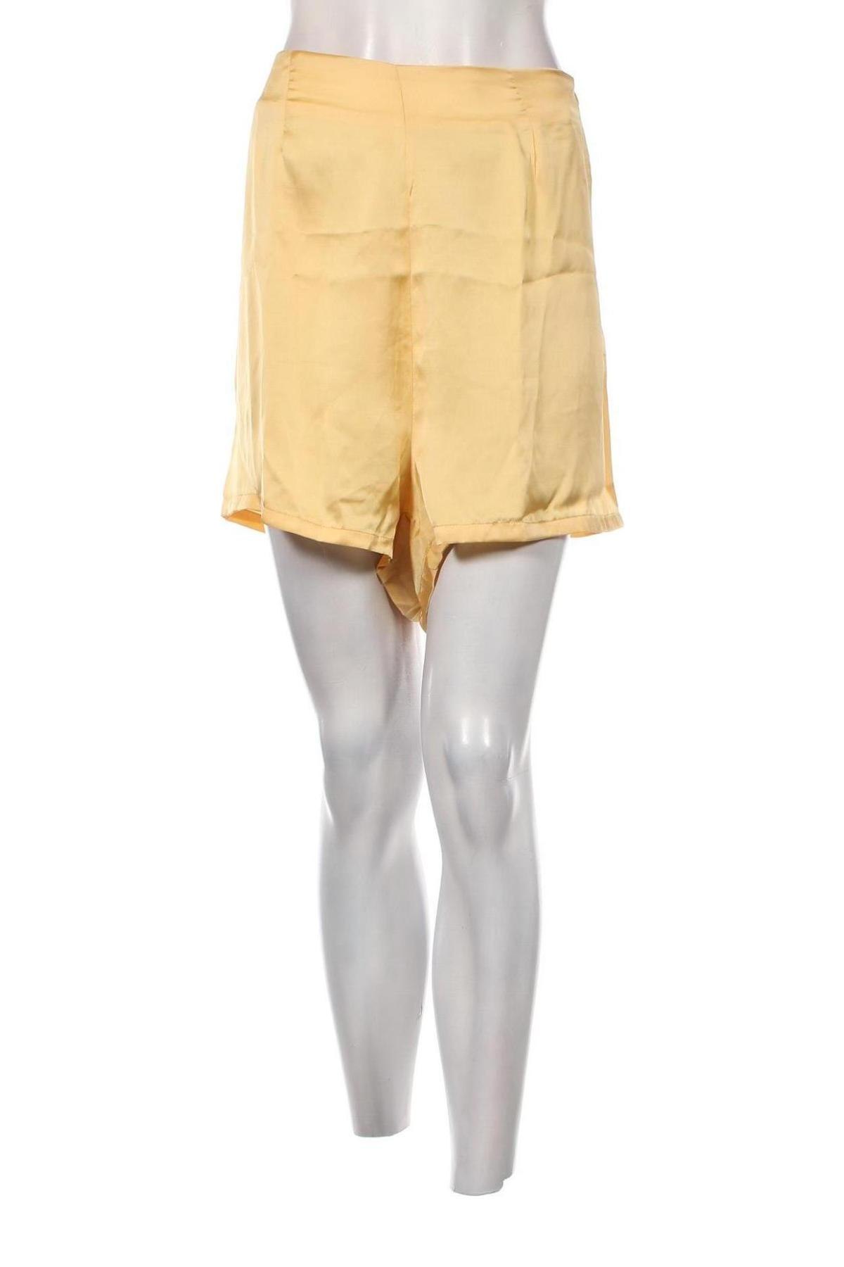 Γυναικείο κοντό παντελόνι Glamorous, Μέγεθος XL, Χρώμα Κίτρινο, Τιμή 8,73 €