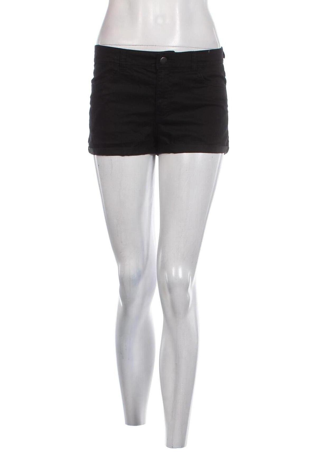 Дамски къс панталон H&M Divided, Размер S, Цвят Черен, Цена 19,00 лв.