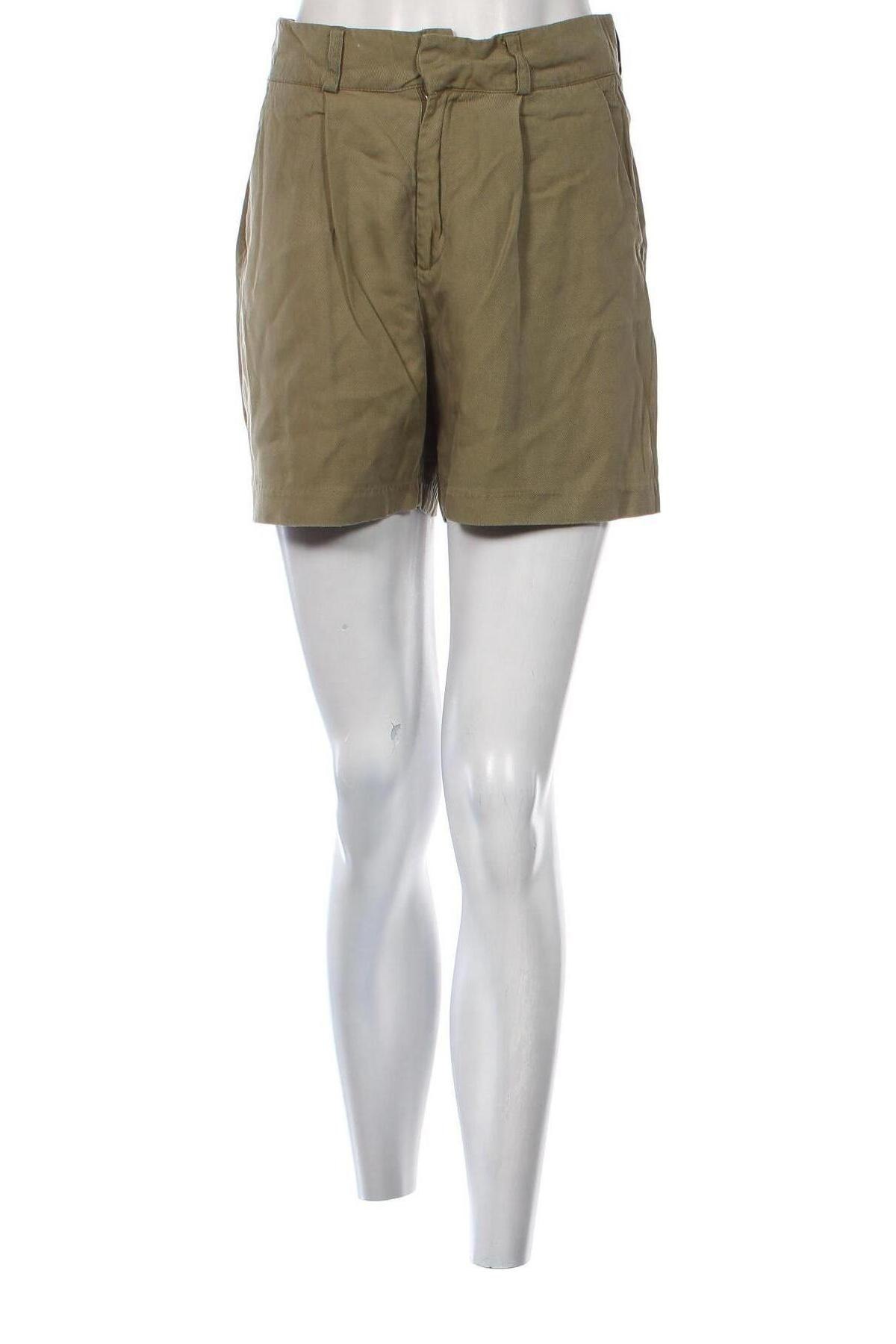 Дамски къс панталон Mohito, Размер S, Цвят Зелен, Цена 19,04 лв.