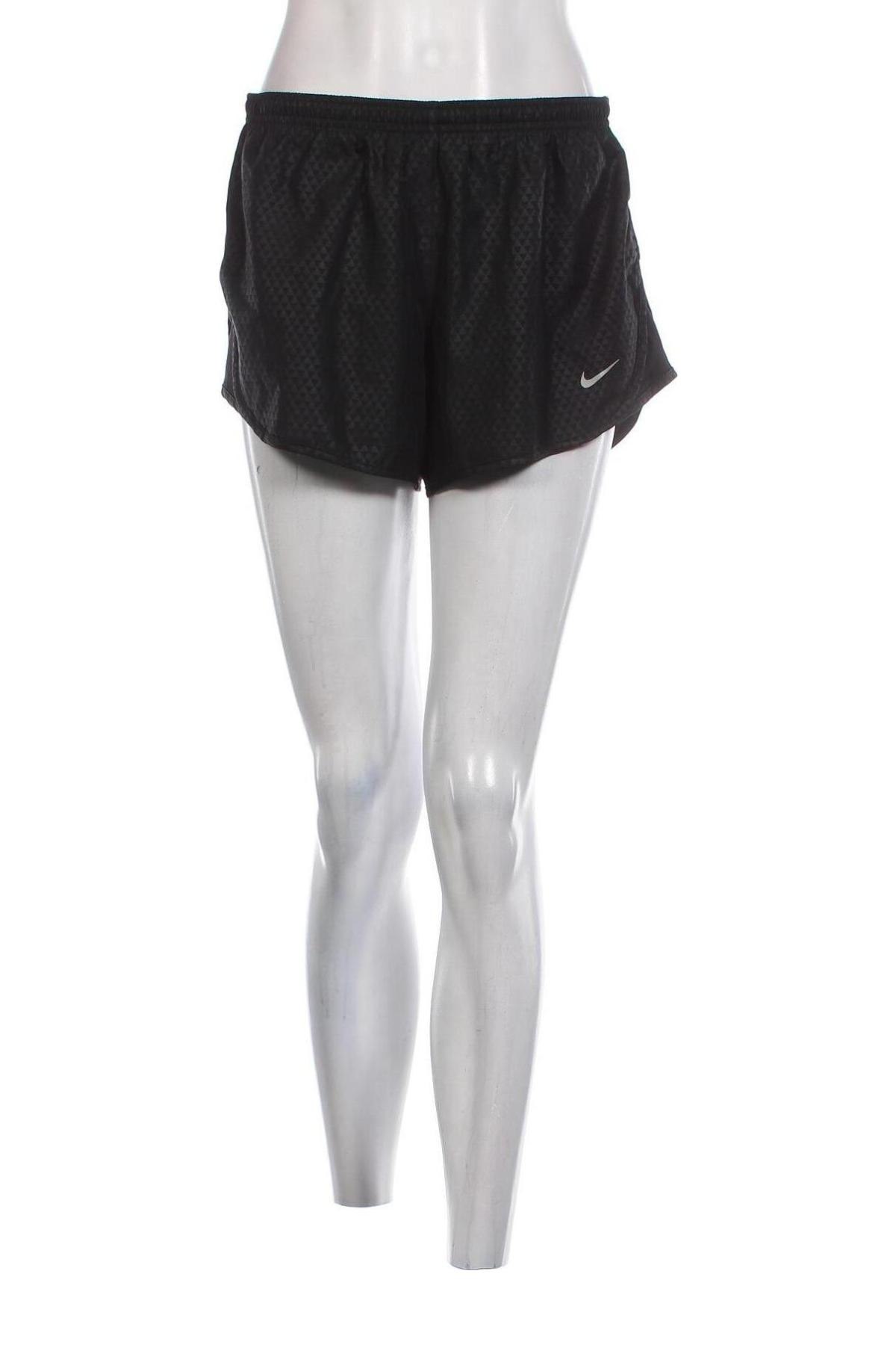 Дамски къс панталон Nike, Размер M, Цвят Черен, Цена 34,10 лв.