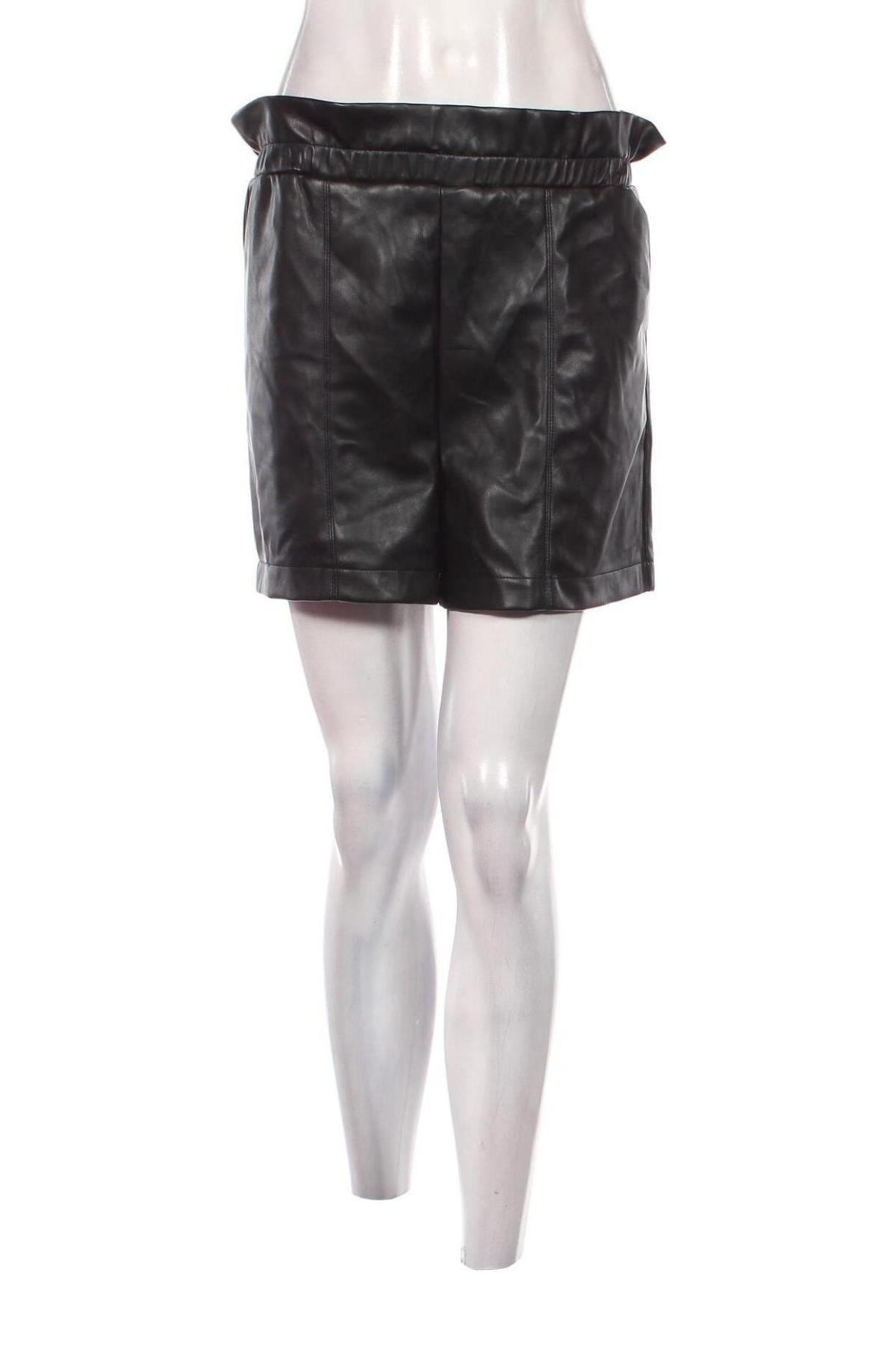 Дамски къс панталон Primark, Размер S, Цвят Черен, Цена 4,56 лв.
