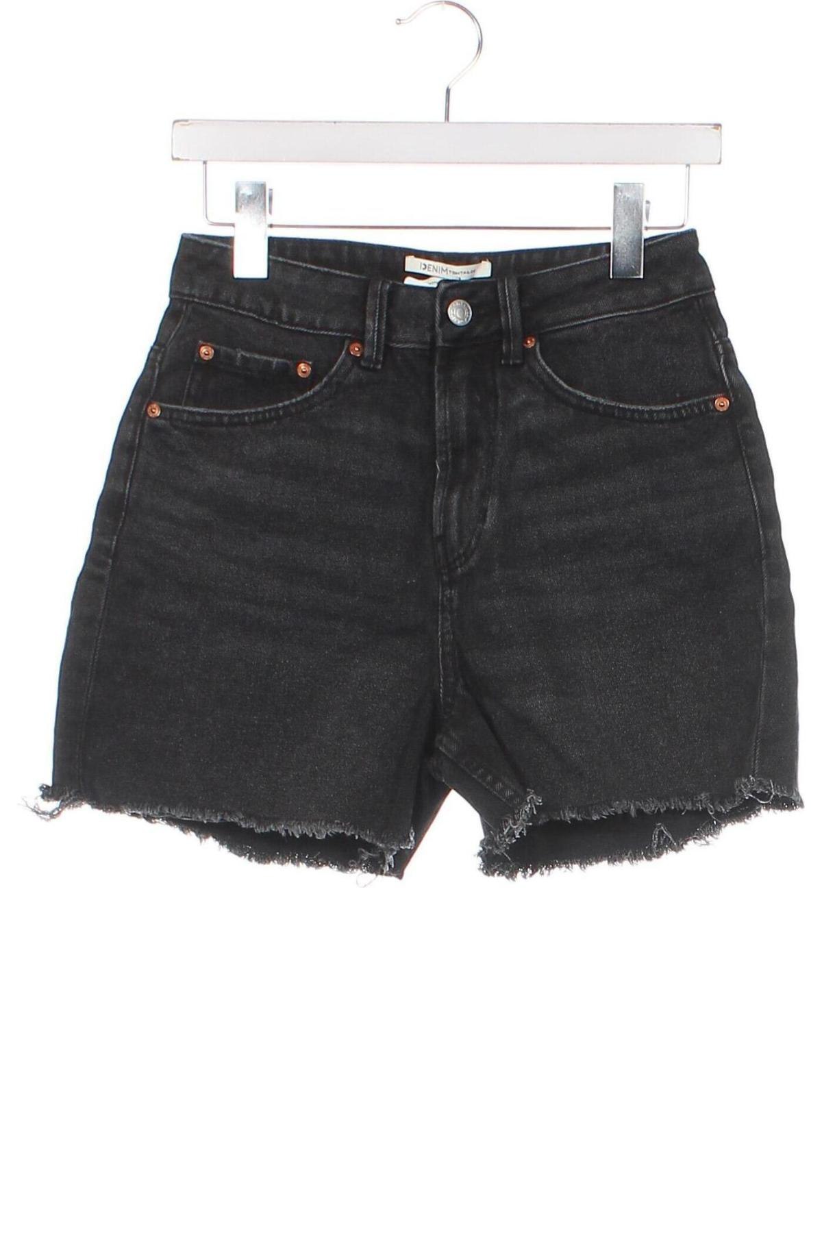 Pantaloni scurți de femei Tom Tailor, Mărime XS, Culoare Negru, Preț 253,29 Lei