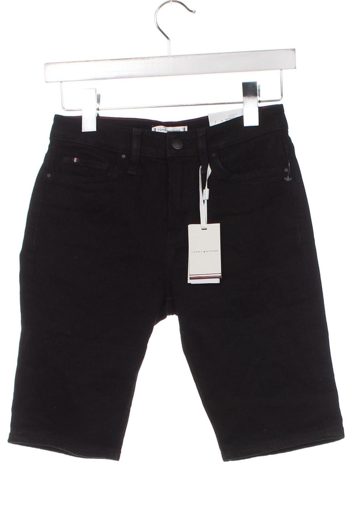 Дамски къс панталон Tommy Hilfiger, Размер XS, Цвят Черен, Цена 52,80 лв.
