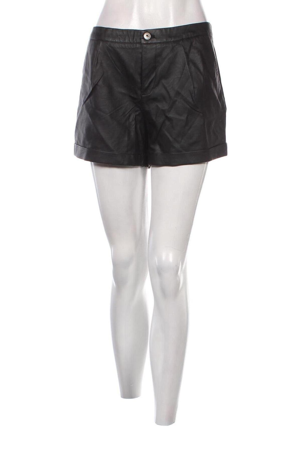 Γυναικείο κοντό παντελόνι VILA, Μέγεθος L, Χρώμα Μαύρο, Τιμή 13,14 €