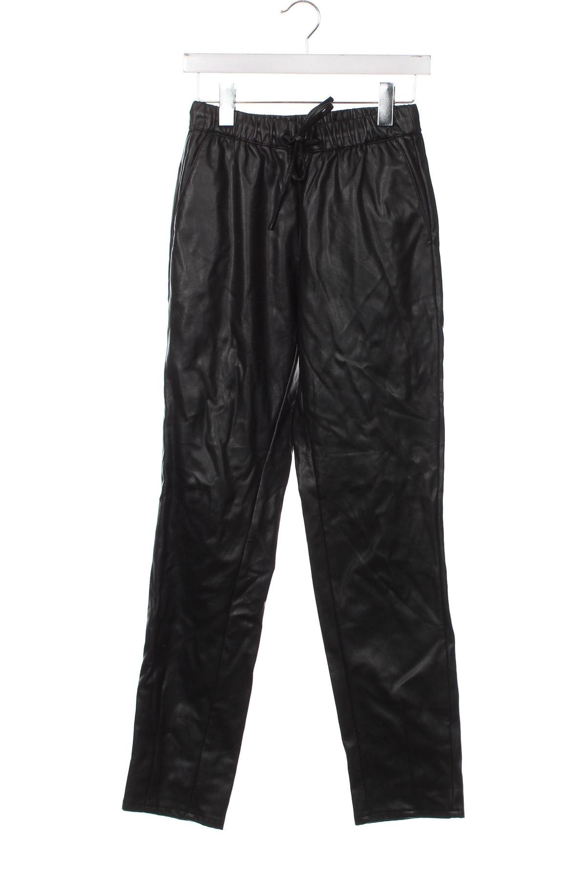 Pantaloni de piele pentru damă Page One, Mărime XS, Culoare Negru, Preț 16,22 Lei