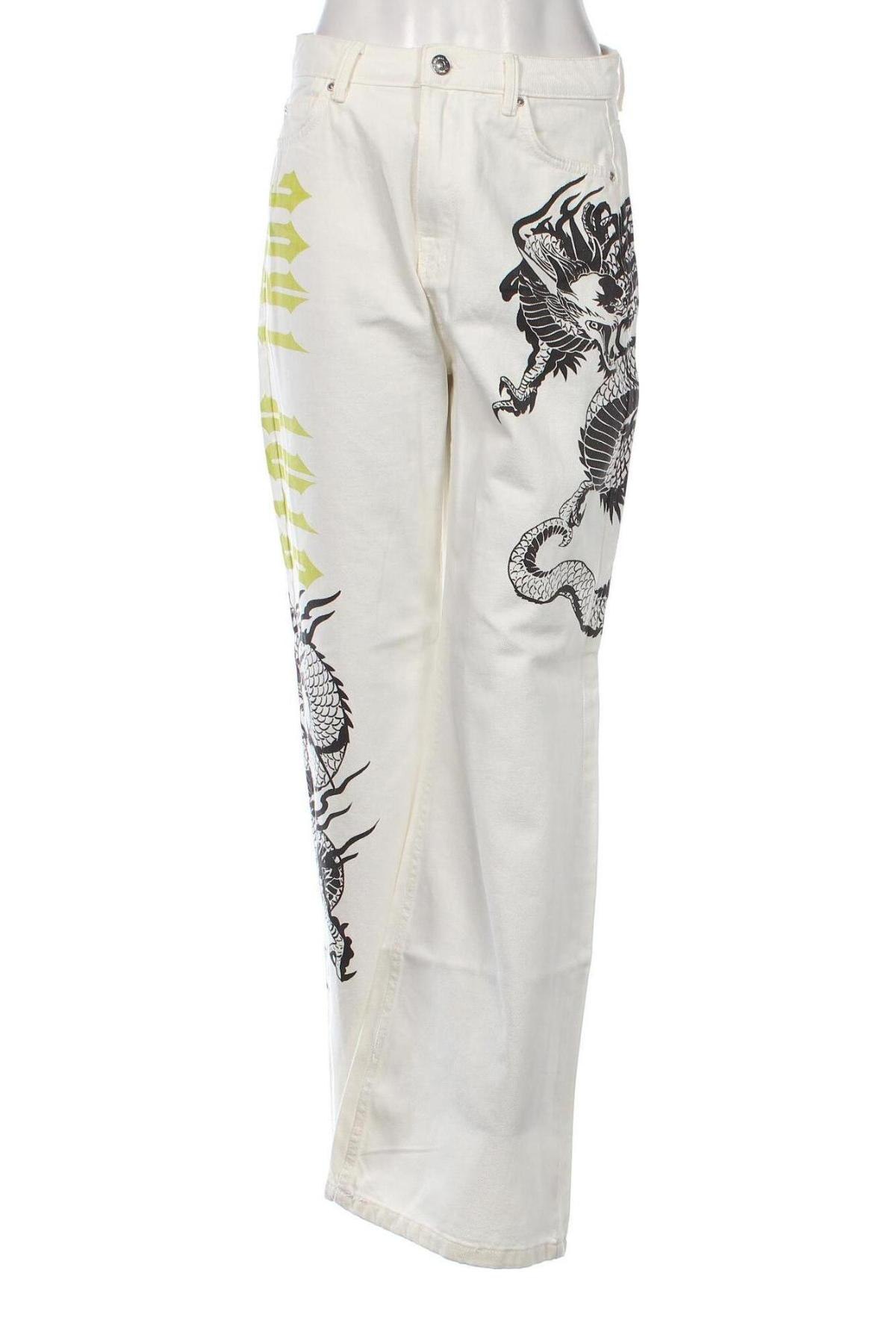Дамски панталон Bershka, Размер M, Цвят Бял, Цена 34,99 лв.
