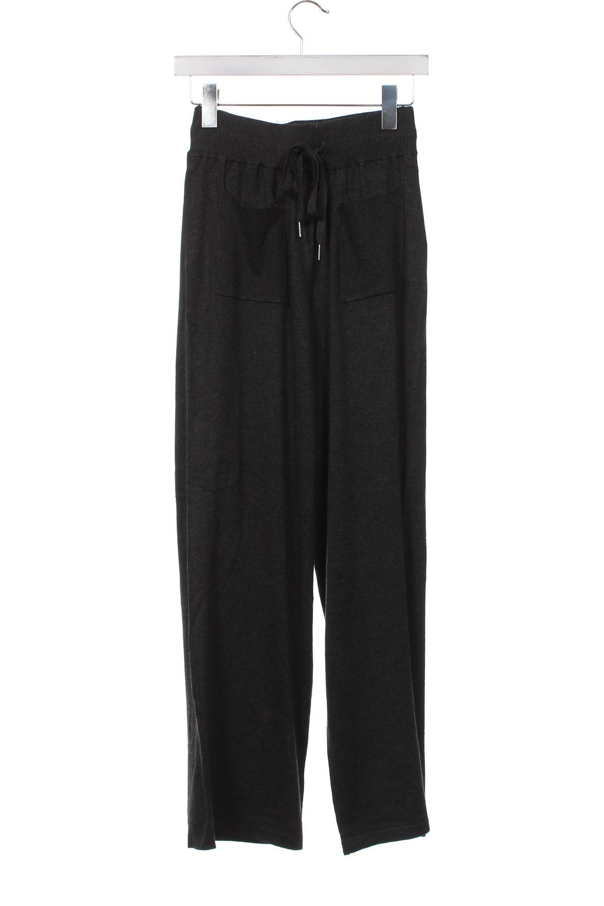 Pantaloni de femei Kaffe, Mărime XS, Culoare Gri, Preț 45,89 Lei