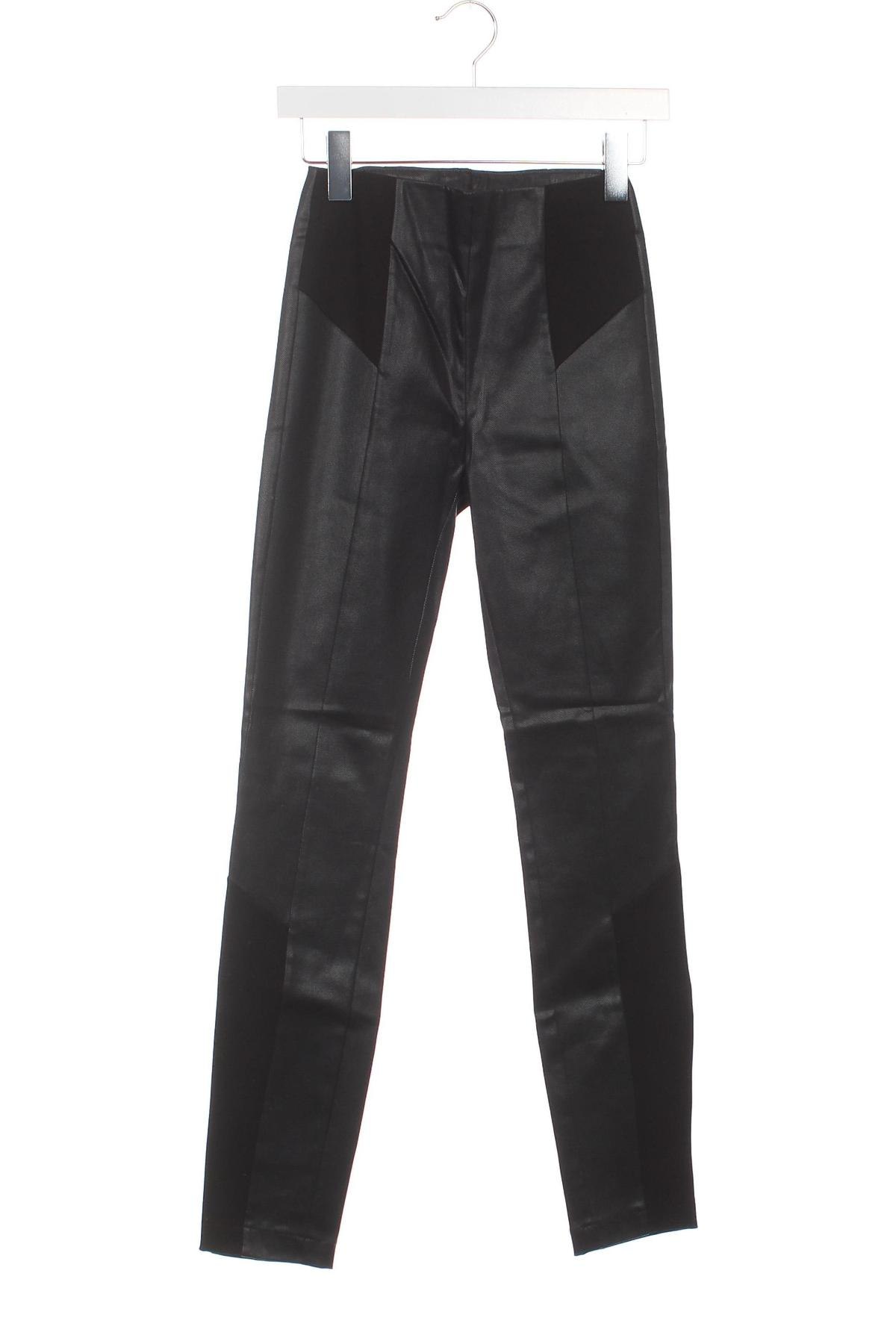 Дамски панталон ONLY, Размер XXS, Цвят Черен, Цена 21,08 лв.