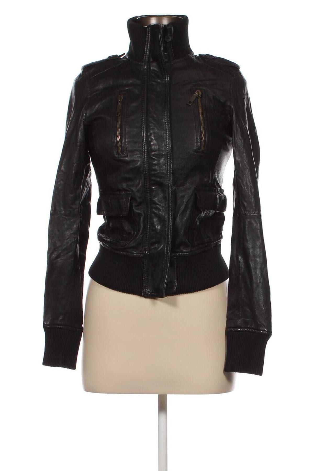 Дамско кожено яке Zara Trafaluc, Размер S, Цвят Черен, Цена 73,87 лв.