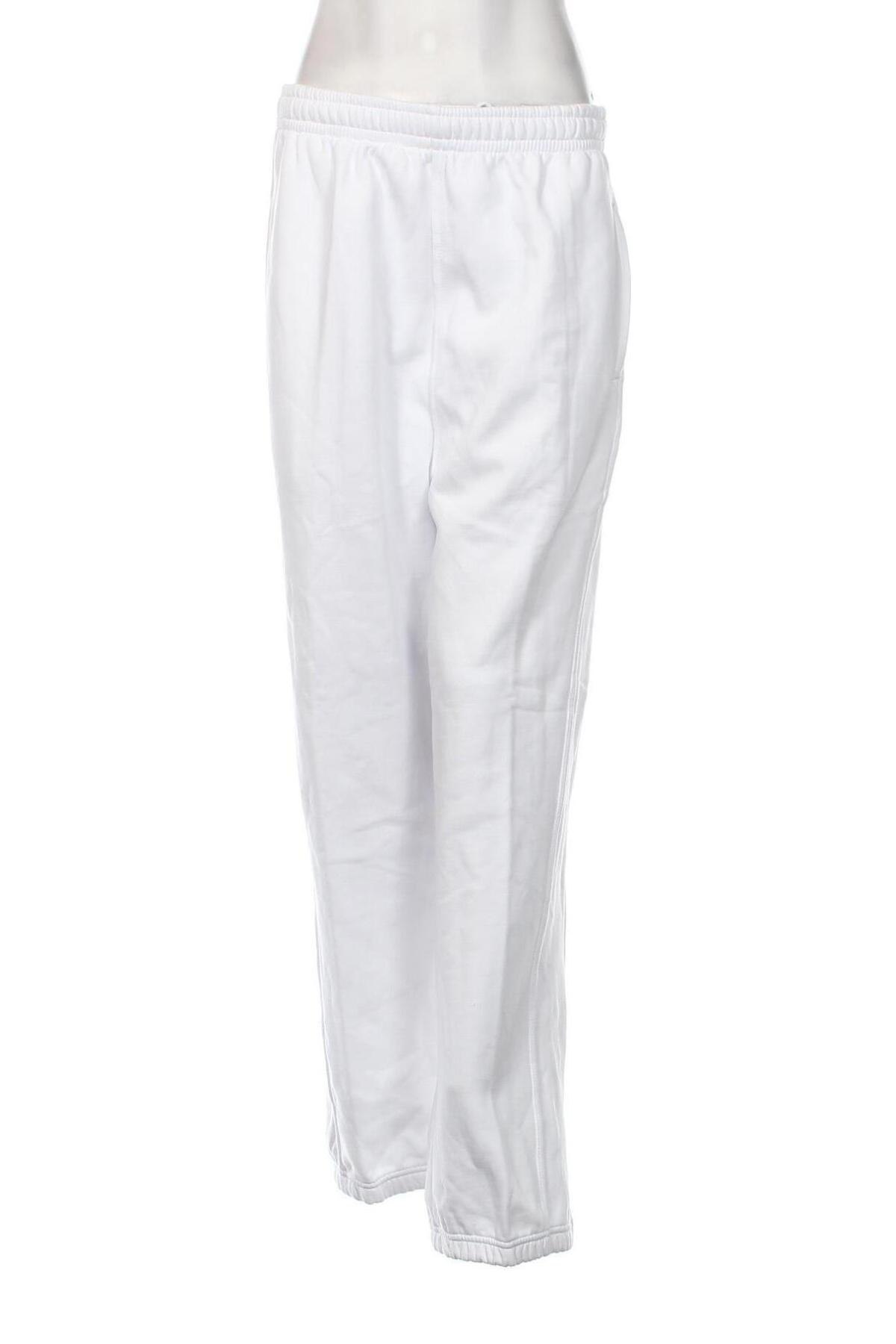 Pantaloni trening de femei Urban Classics, Mărime XL, Culoare Alb, Preț 37,99 Lei