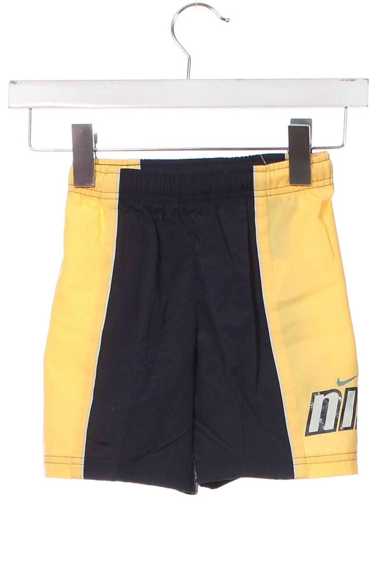 Kinder Shorts Nike, Größe 4-5y/ 110-116 cm, Farbe Mehrfarbig, Preis 6,23 €