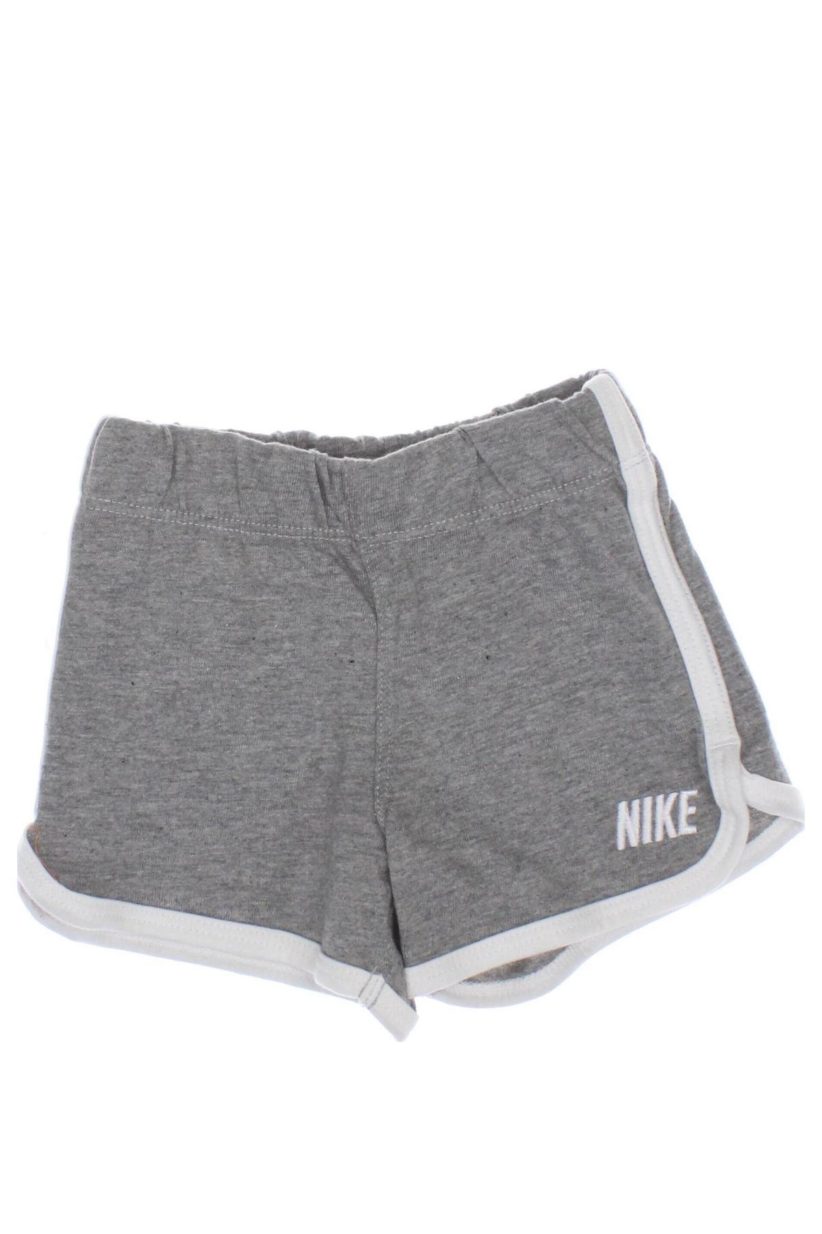 Детски къс панталон Nike, Размер 6-9m/ 68-74 см, Цвят Сив, Цена 54,00 лв.