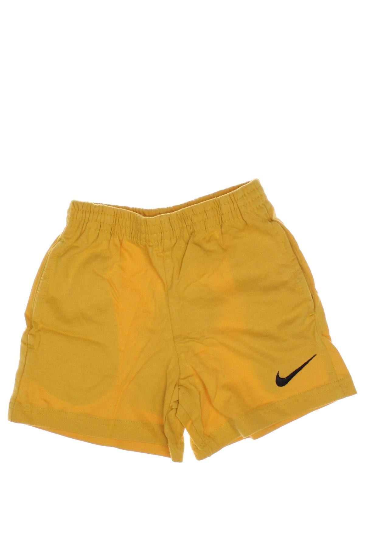 Παιδικό κοντό παντελόνι Nike, Μέγεθος 2-3y/ 98-104 εκ., Χρώμα Κίτρινο, Τιμή 29,50 €