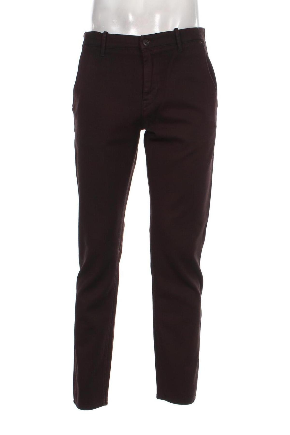 Мъжки панталон Hugo Boss, Размер M, Цвят Лилав, Цена 104,14 лв.