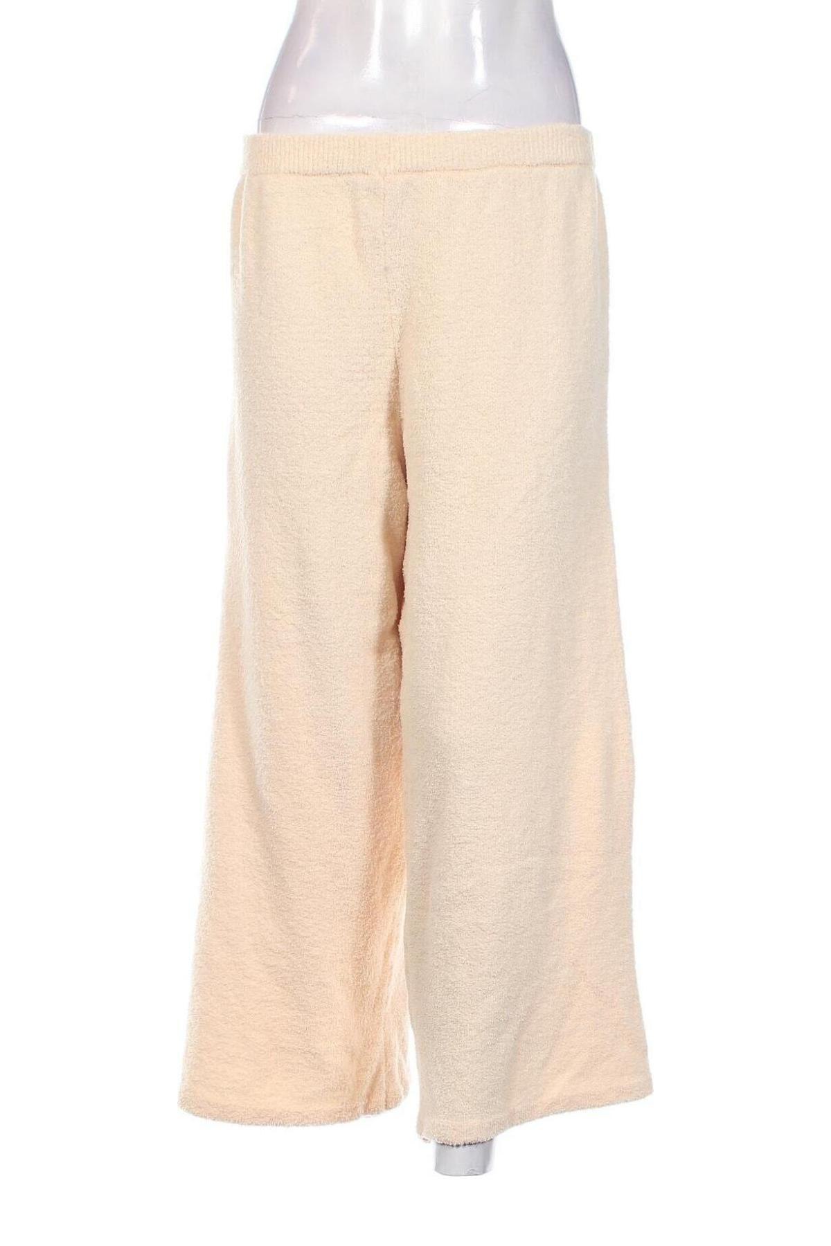 Пижама Monki, Размер S, Цвят Екрю, Цена 16,38 лв.