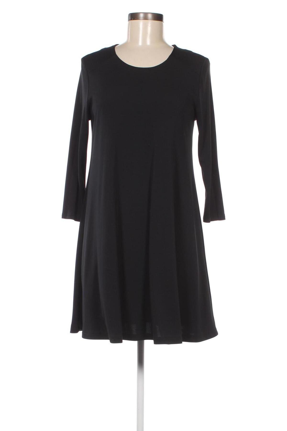 Rochie Bershka, Mărime L, Culoare Negru, Preț 74,00 Lei