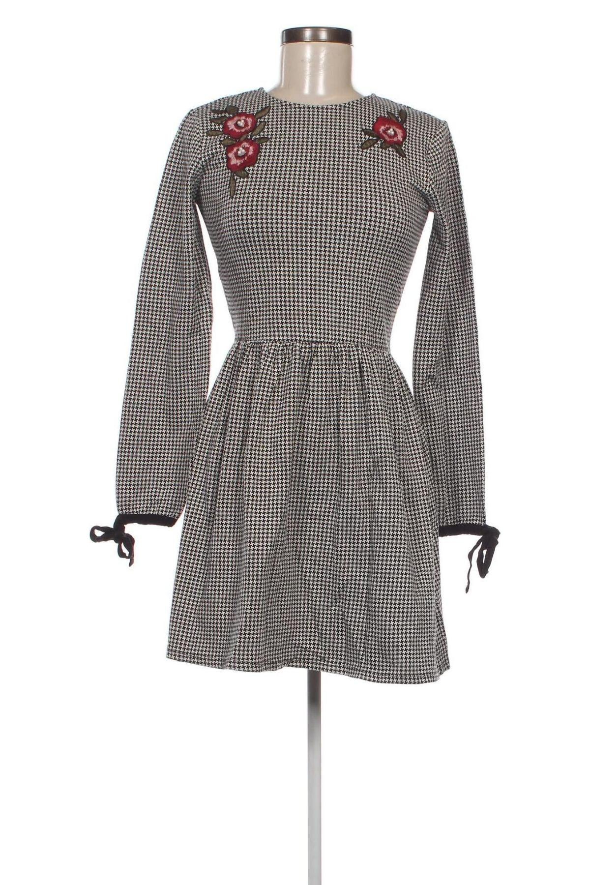 Kleid Clockhouse, Größe S, Farbe Mehrfarbig, Preis 4,64 €