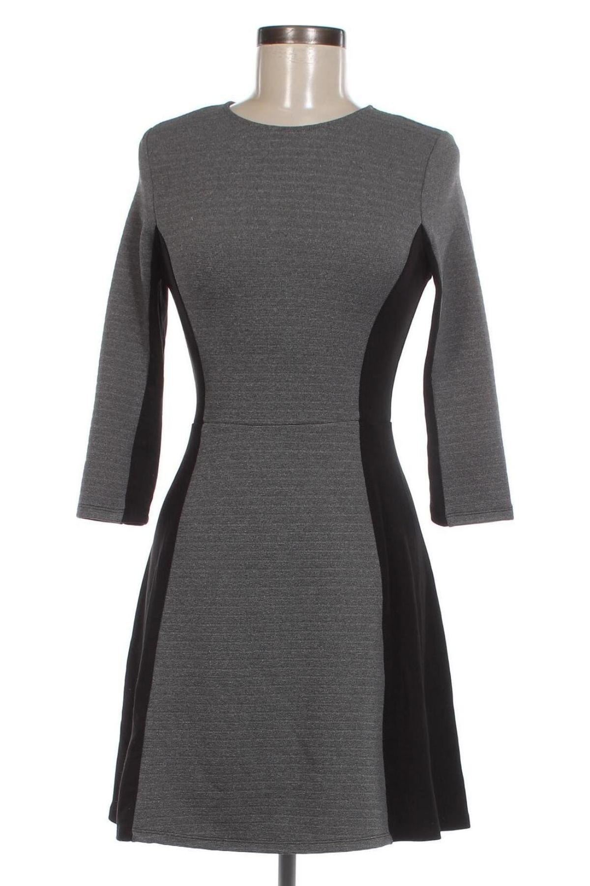 Šaty  H&M Divided, Velikost S, Barva Vícebarevné, Cena  320,00 Kč