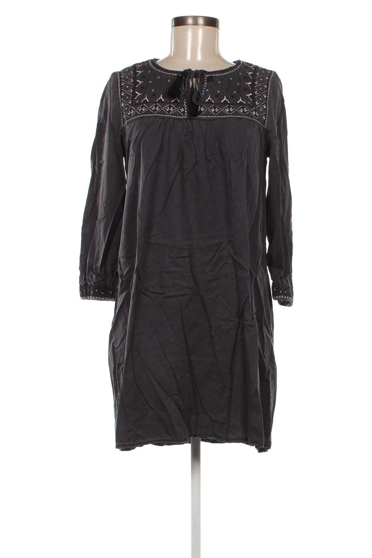 Kleid H&M L.O.G.G., Größe S, Farbe Grau, Preis € 5,67
