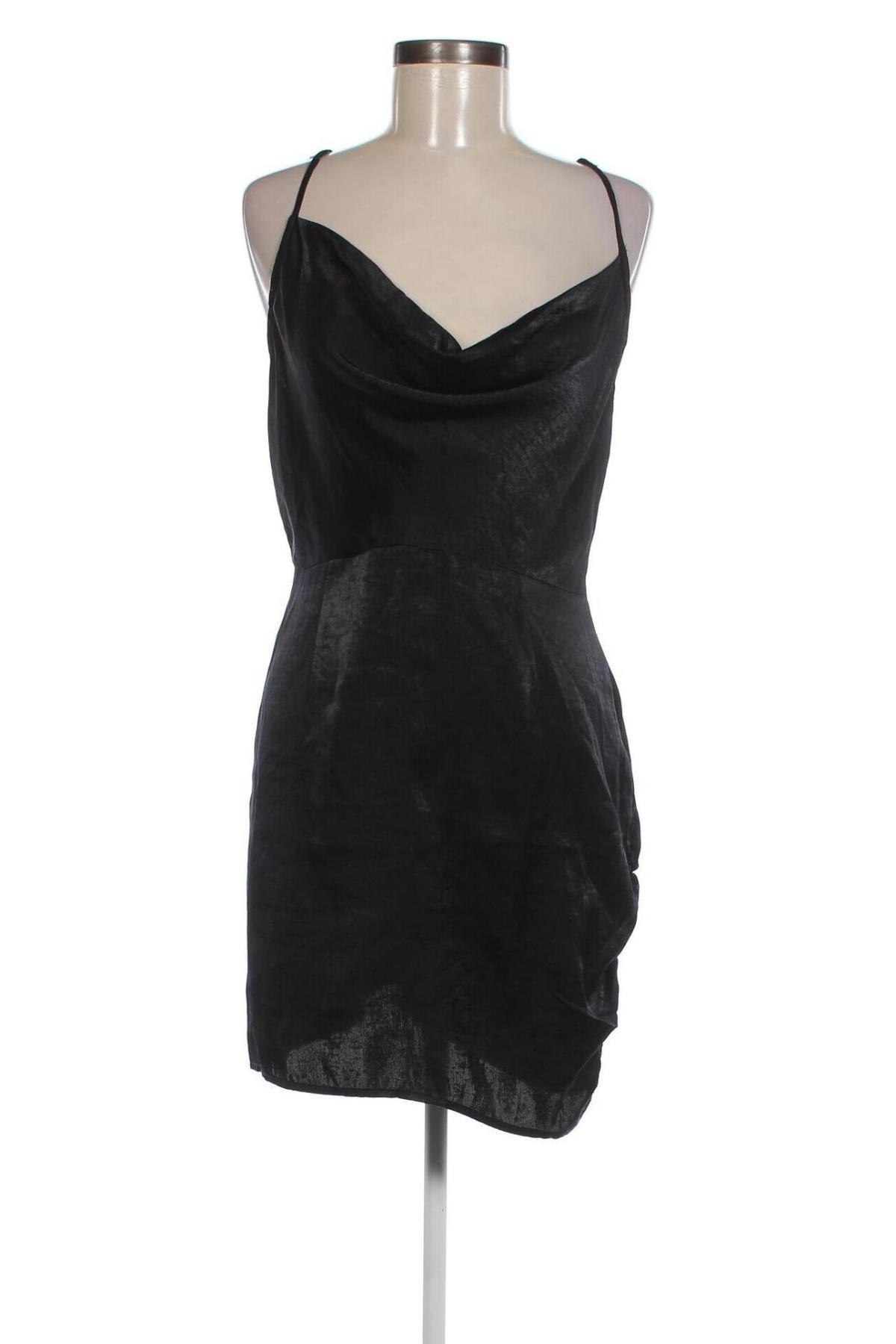 Φόρεμα Pretty Little Thing, Μέγεθος M, Χρώμα Μαύρο, Τιμή 29,94 €